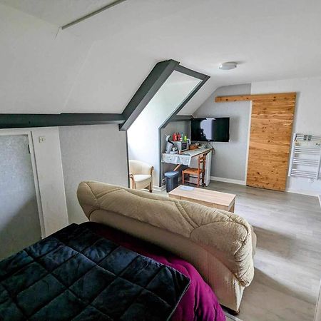 Bed and Breakfast Chez Madame Loic Fere-Champenoise Exterior foto