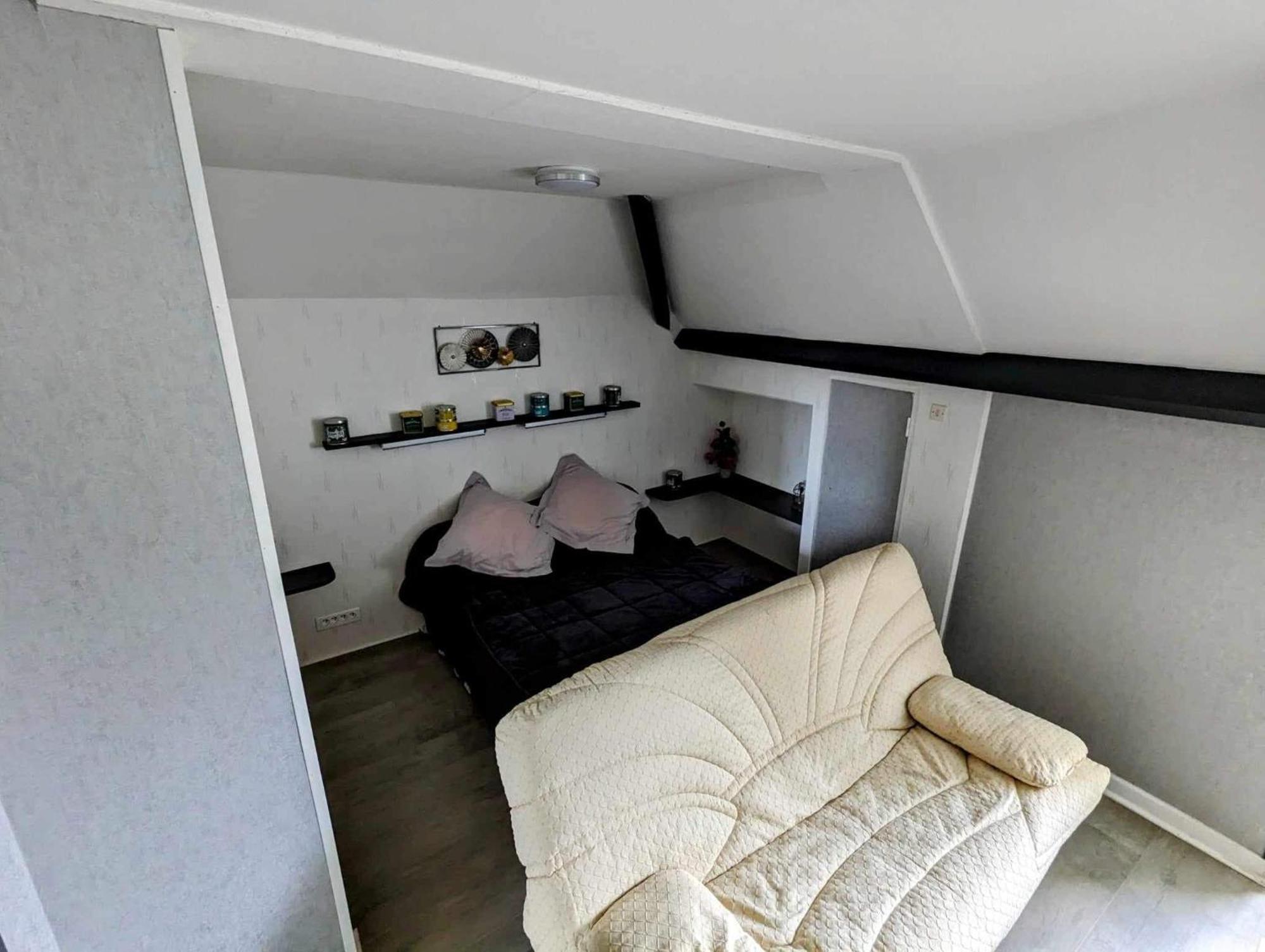 Bed and Breakfast Chez Madame Loic Fere-Champenoise Exterior foto