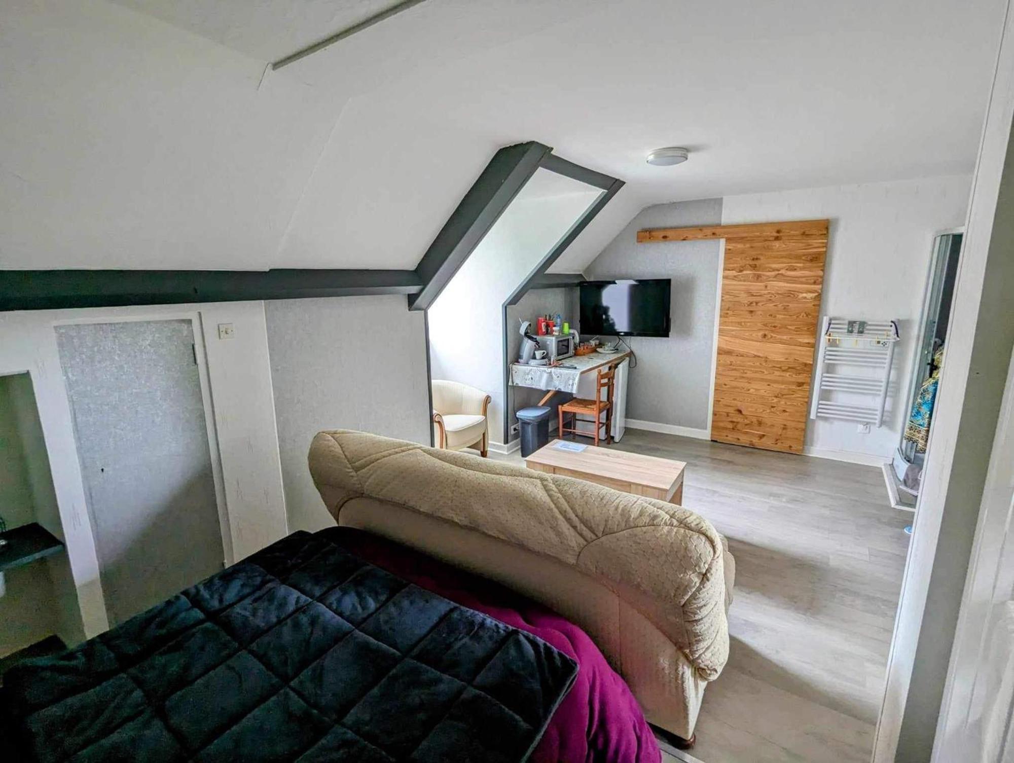 Bed and Breakfast Chez Madame Loic Fere-Champenoise Exterior foto